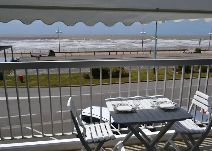 Vue Les Pieds Dans L'eau Apartment